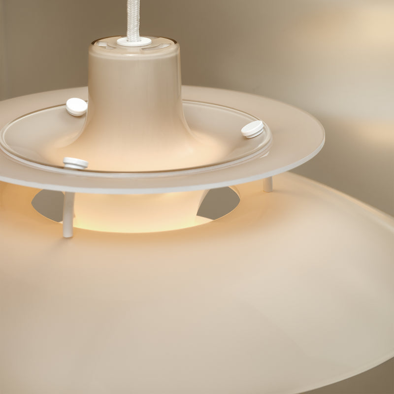 Louis Poulsen - PH 5 320 Opal Pendelleuchte | opal beige