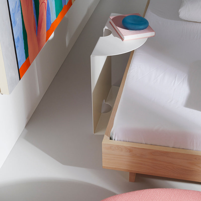 OUT Objekte unserer Tage - Zians Bett